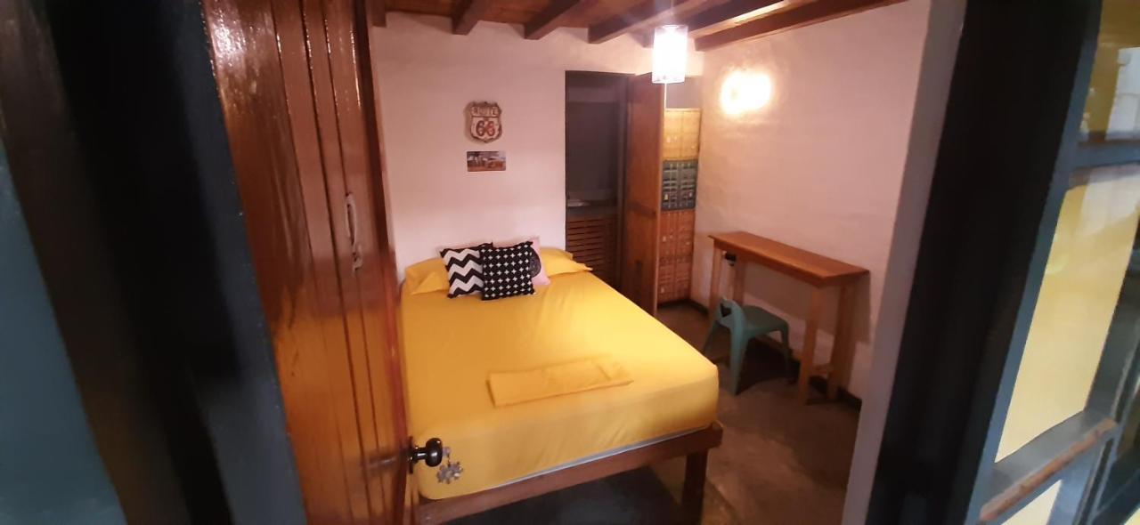 Hotel Casa Naranja à Máncora Extérieur photo