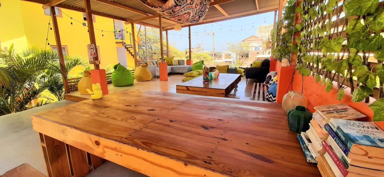 Hotel Casa Naranja à Máncora Extérieur photo