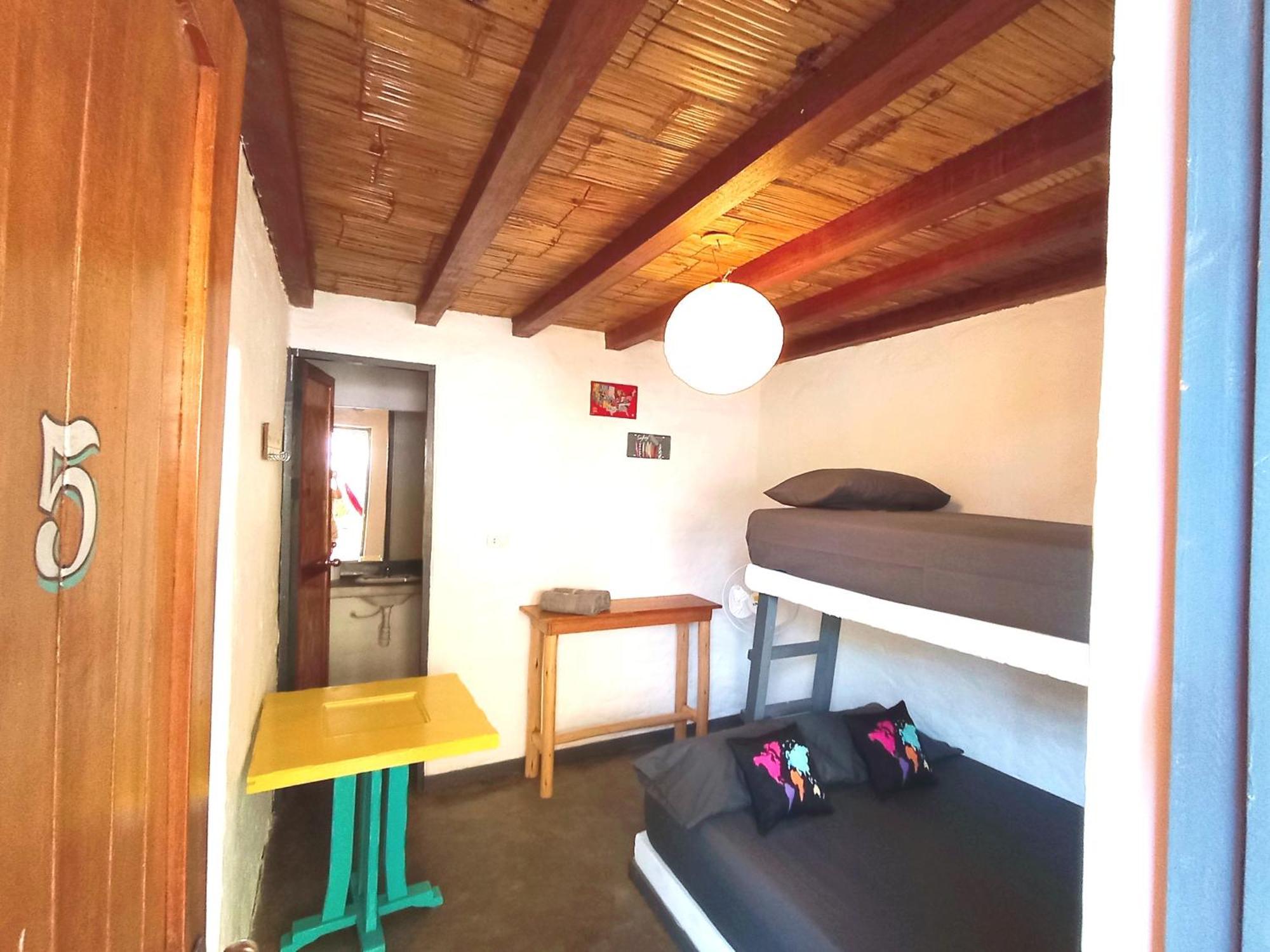 Hotel Casa Naranja à Máncora Extérieur photo