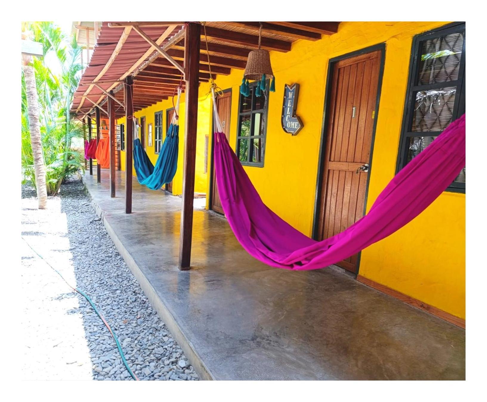 Hotel Casa Naranja à Máncora Extérieur photo