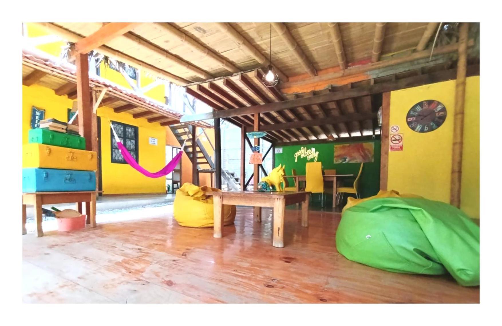 Hotel Casa Naranja à Máncora Extérieur photo